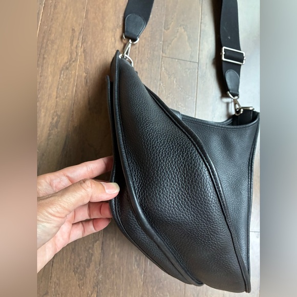 Hermes Black Leather Messenger Bag - Picture 4 of 13